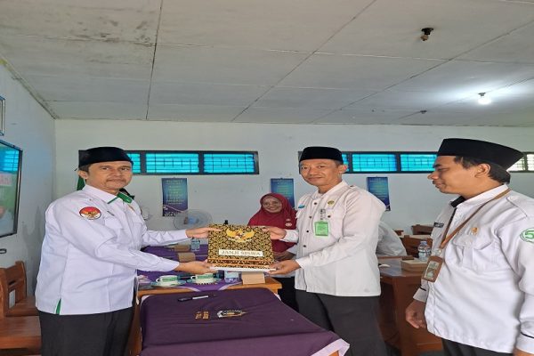 WhatsApp Image 2024-12-03 at 08.10.58...