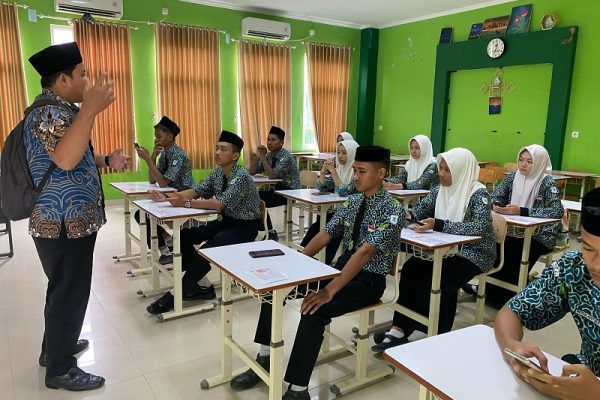 WhatsApp Image 2025-03-19 at 09.33.25(1)...